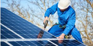 Installation Maintenance Panneaux Solaires Photovoltaïques à Les Isles-Bardel
